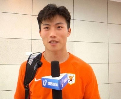 喜讯！谢文能下个月以400万转会费加盟德甲不莱梅，只可惜被辟谣