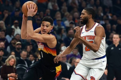 布克31+8狄龙27+7+5 布伦森27分太阳击败尼克斯