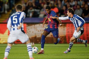 西甲伤病潮升级！巴萨皇马争冠前路艰难